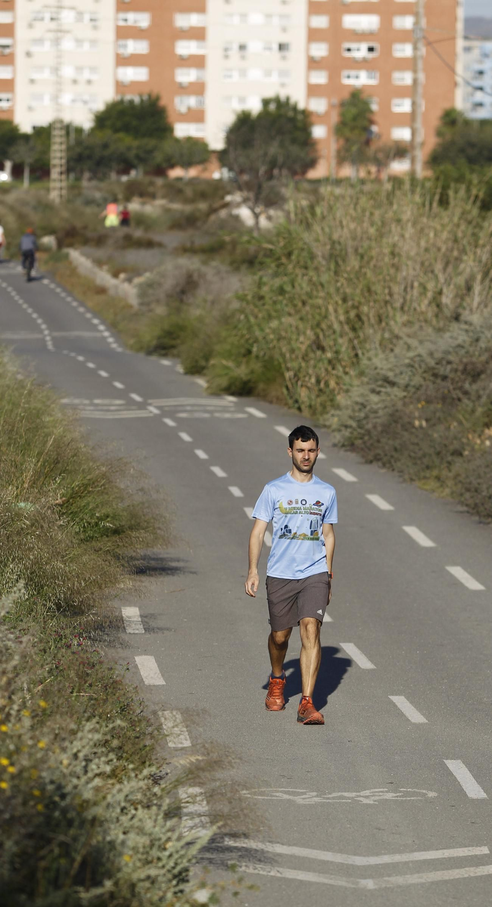 Fotogalería domingo de deporte en coronavirus. COVID-19. Almería