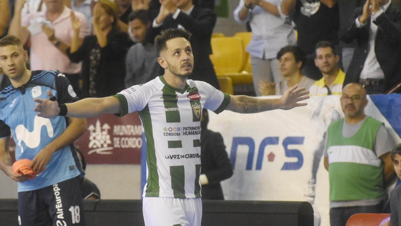 David Leal celebra el gol que abrió el marcador ante el Movistar Inter. David Leal celebra el gol que abrió el marcador ante el Movistar Inter.