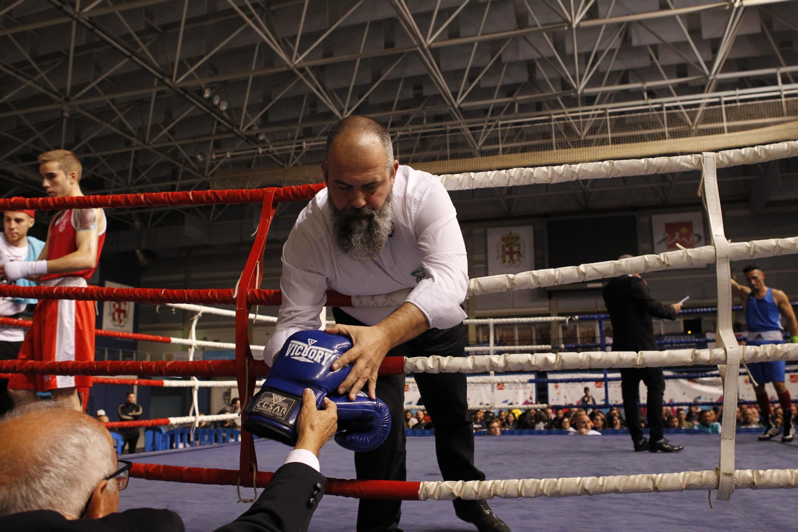 Fotogalería de la velada solidaria de boxeo
