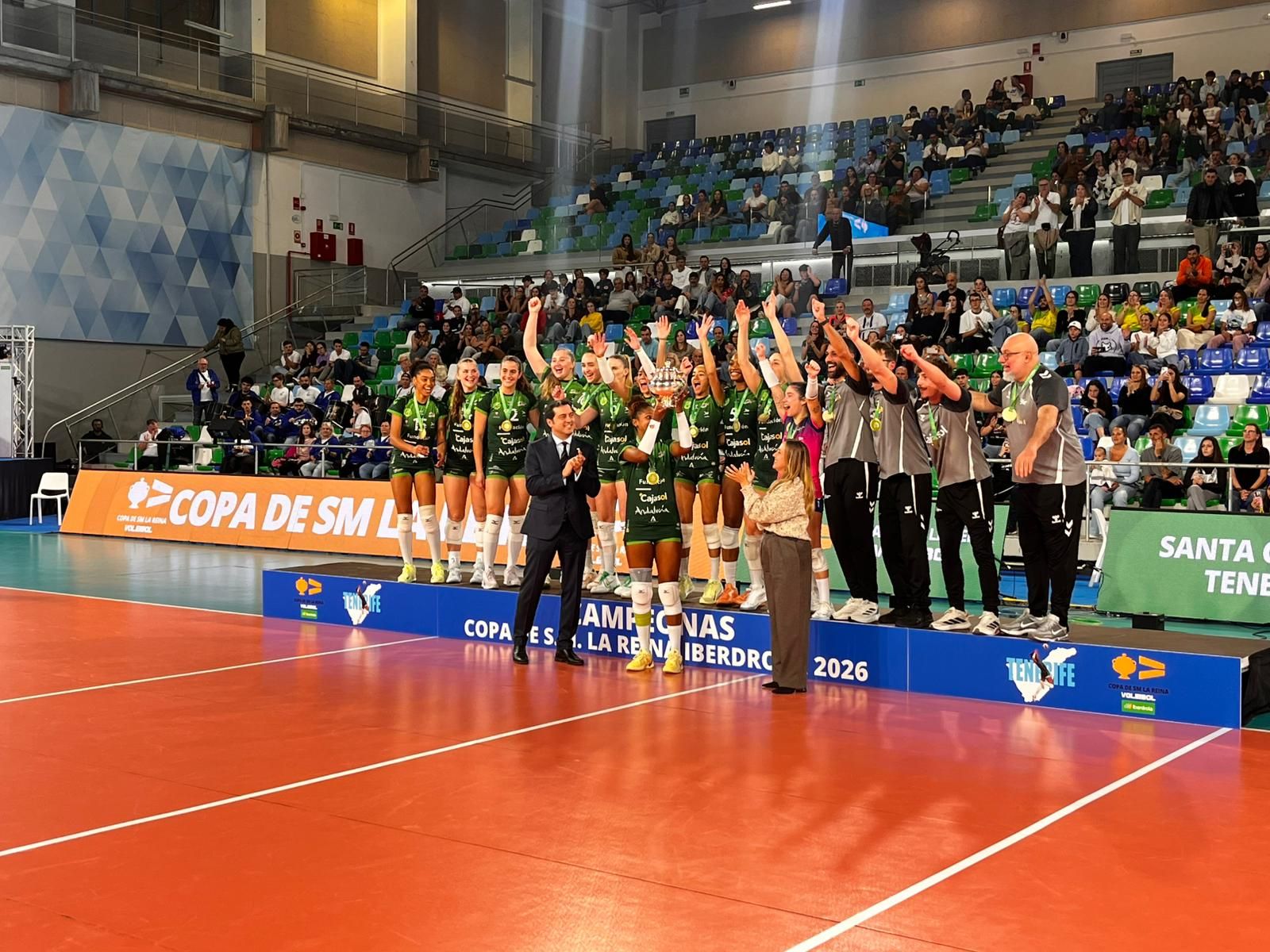 Las fotos del título del Fundación Cajasol Andalucía