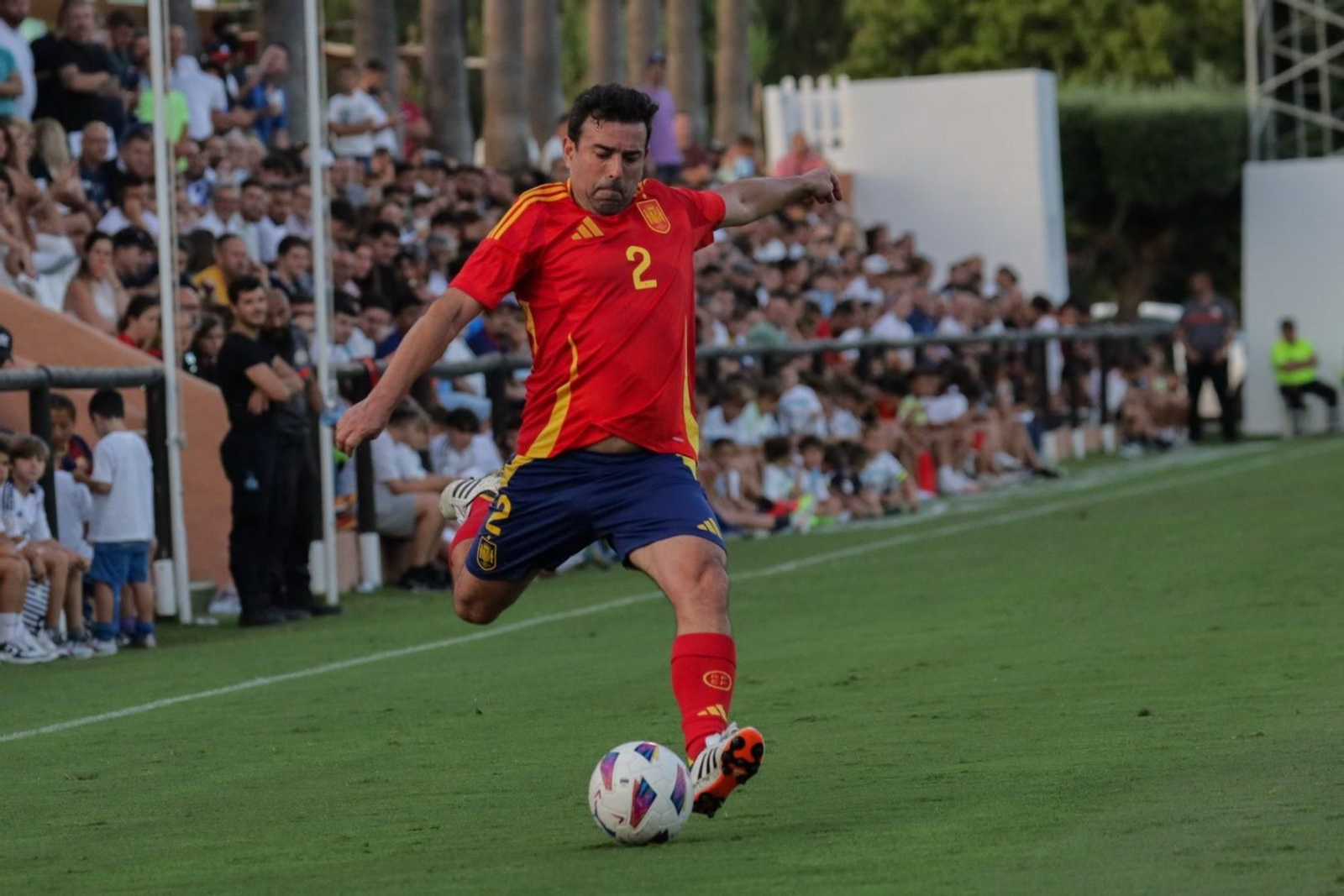 Leyendas e históricos en Marbella por una buena causa: Xavi, Marchena, Tamudo, Salva...