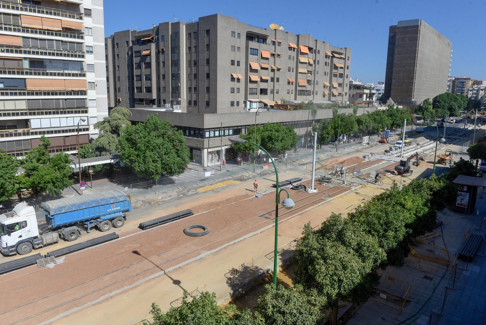 Imágenes de la situación de las obras del tranvía, en Nervión