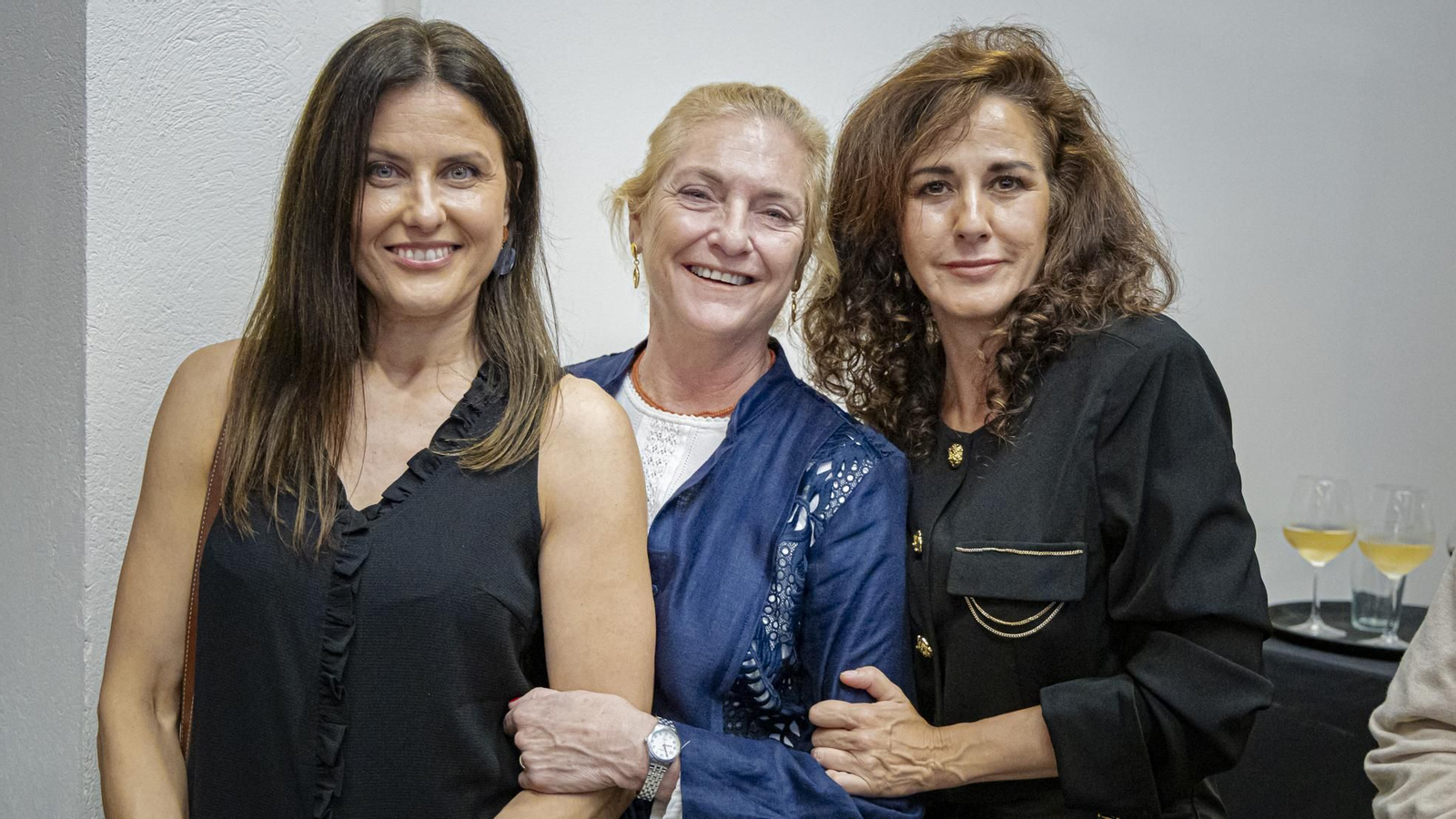 Entrega del  VIII Premio 'Emilio López' a la chirigota de 'El Selu'