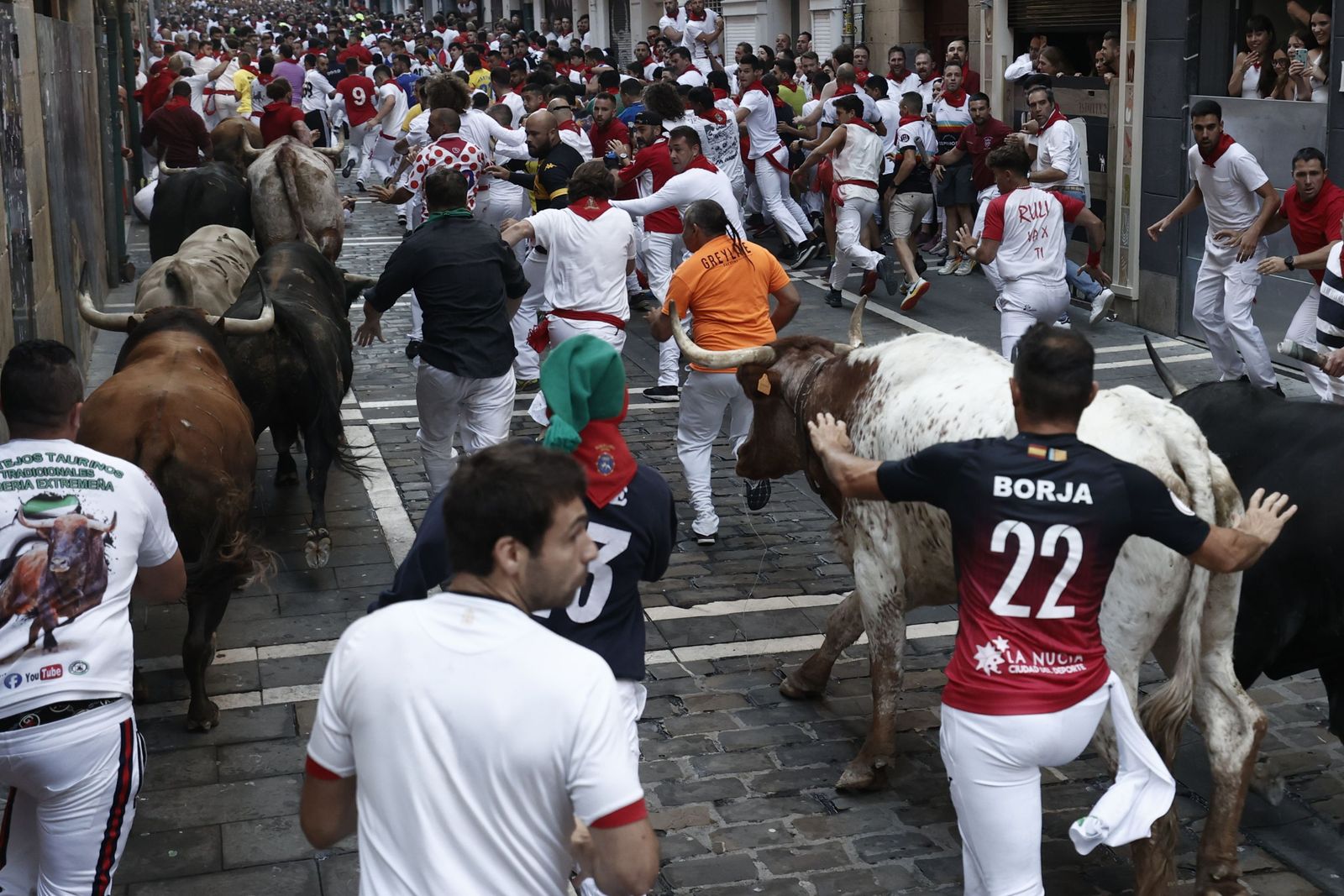 Cuarto encierro de los sanfermines con toros de Fuente Ymbro