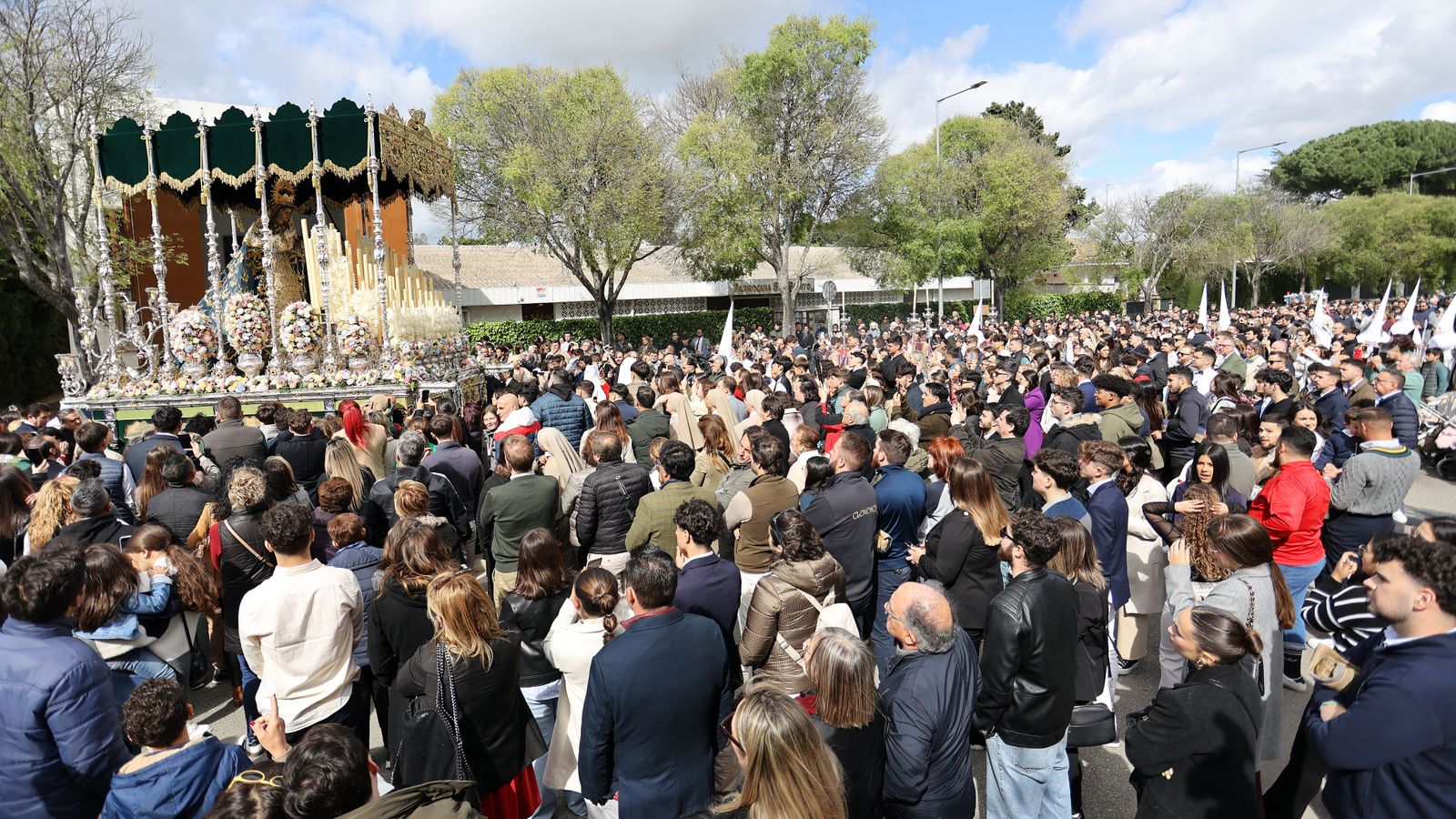 La Hermandad de la Clemencia de Jerez, en imágenes
