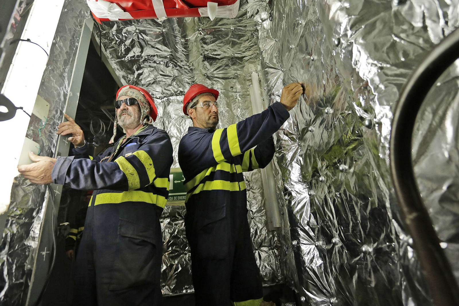 Imágenes de la construcción de los petroleros  tipo 'Suezmax' en Puerto Real