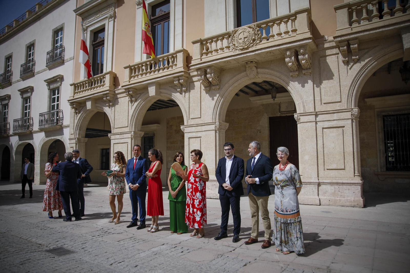 Placa de memoria histórica en el monumento de los coloraos, en imágenes