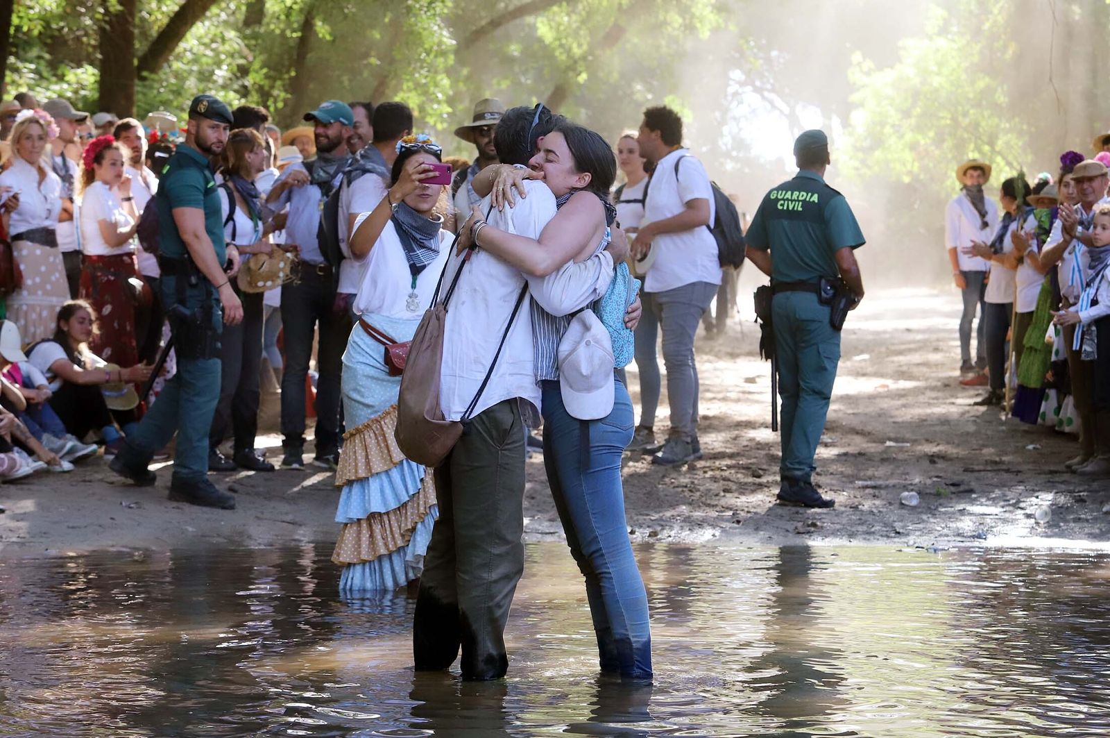 Imágenes de la Hermandad de Huelva a su paso por El Charco