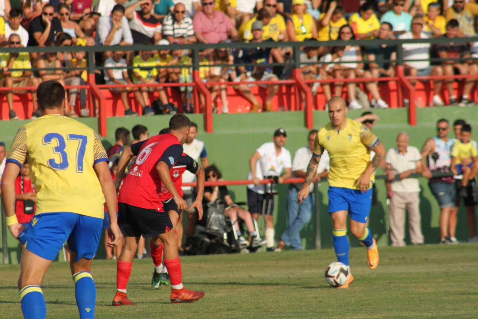 Las imágenes del Barbate-Cádiz CF