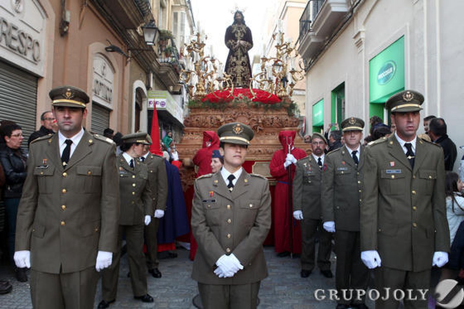 Las Penas

Foto: Joaquin Pino / Jesus Marin / Julio Gonzalez