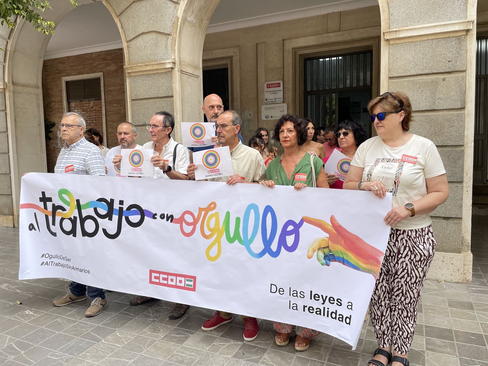 Concentración de CCOO por el Día del Orgullo Lgtbi.