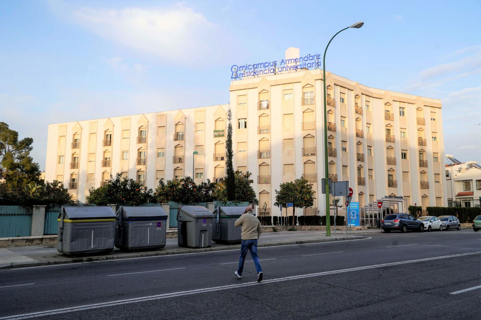 La habitación más cara de Sevilla está en la residencia de estudiantes en la carretera de Su Eminencia 15.