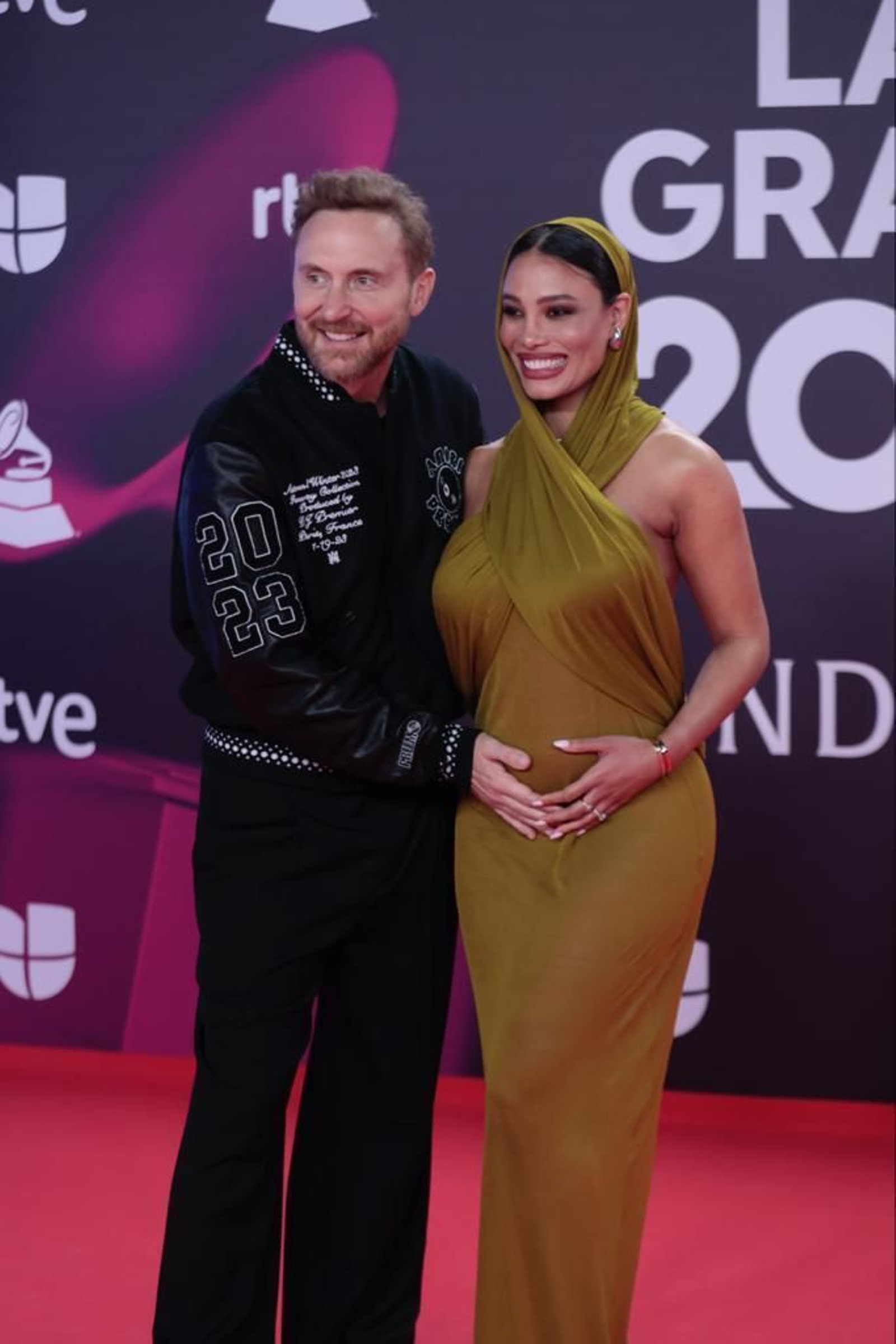 La alfombra roja de la gala de los Grammy Latinos 2023 en Sevilla, en imágenes