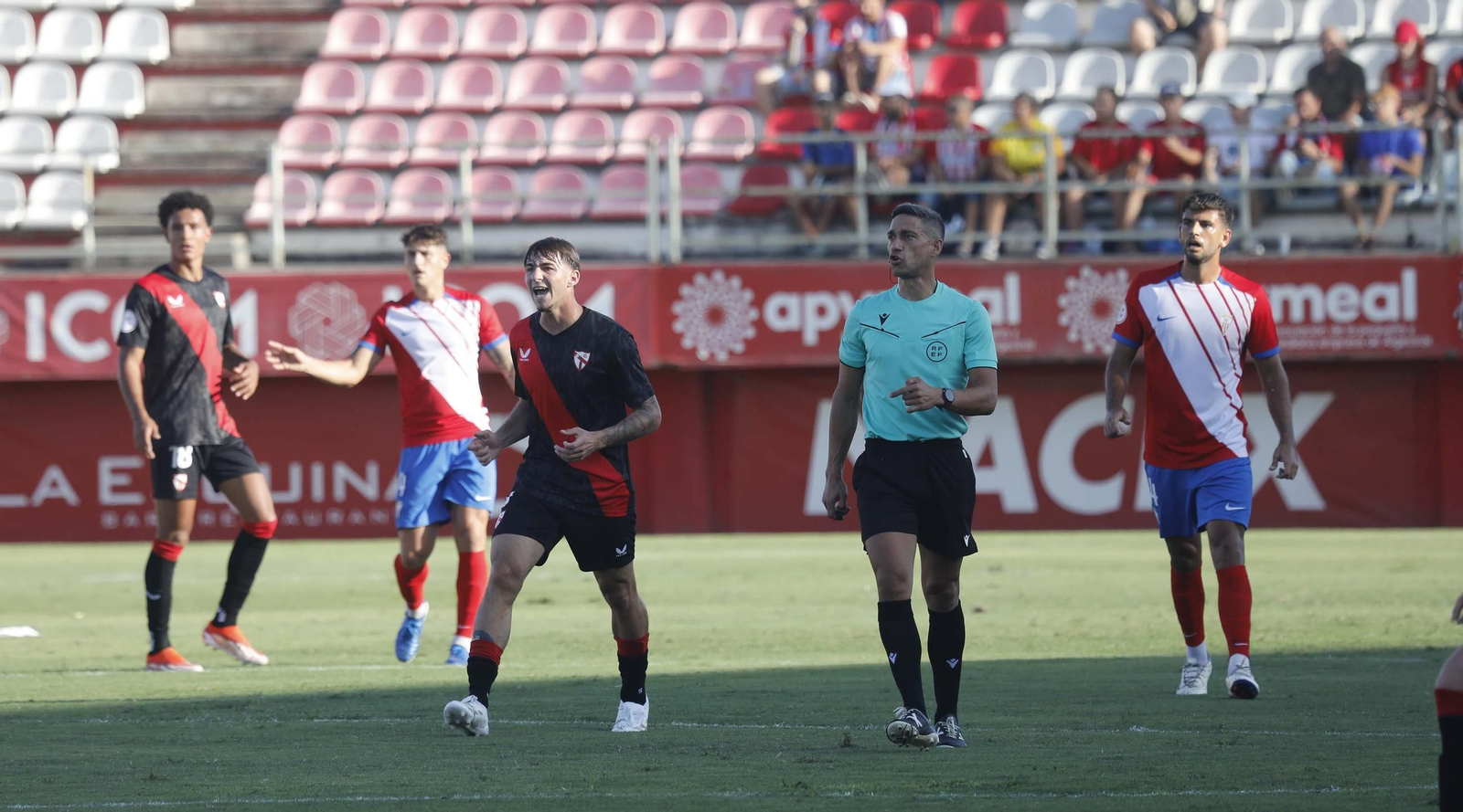 Las fotos del Algeciras CF -Sevilla Atlético de Primera Federación