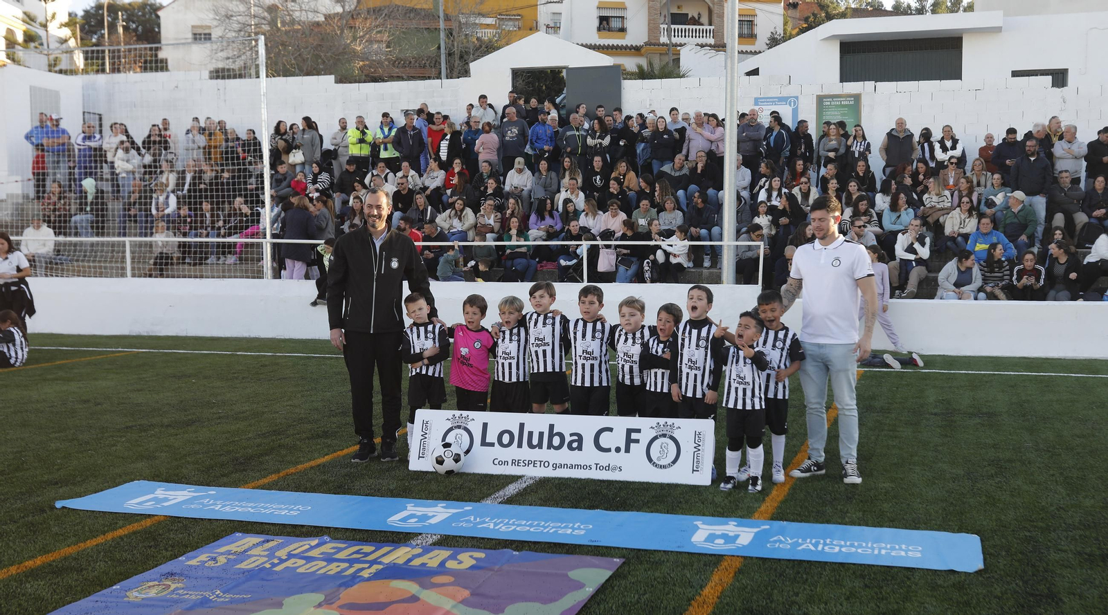 Las fotos de la inauguración del césped artificial del campo Teodosio Tomás del Loluba de Algeciras Las fotos de la inauguración del césped artificial del campo Teodosio Tomás del Loluba de Algeciras