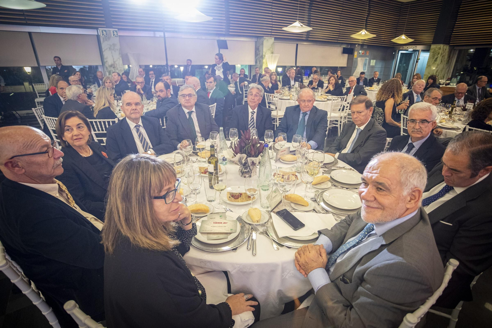 Entrega del premio Federico Joly a Augusto Delkáder