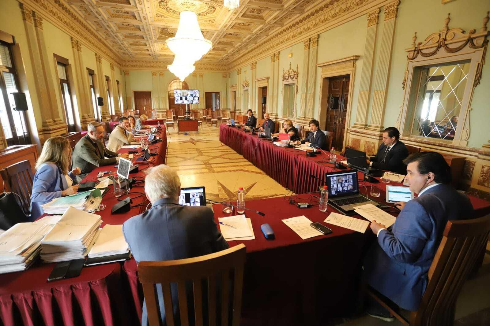 Imagen del Pleno celebrado en el Ayuntamiento de Huelva.