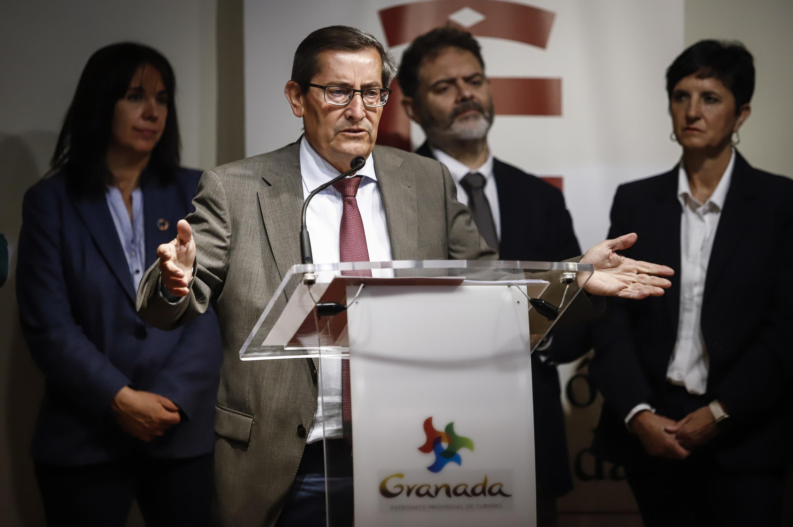 Entrena en una imagen reciente. Entrena en una imagen reciente.