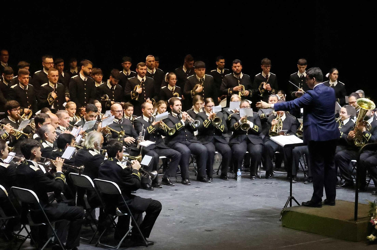 Imágenes del concierto cofrade solidario "Princesa Ari", en la Casa Colón