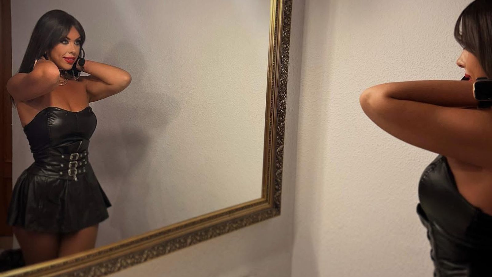 Ángeles Vela, en un camerino. Ángeles Vela, en un camerino.