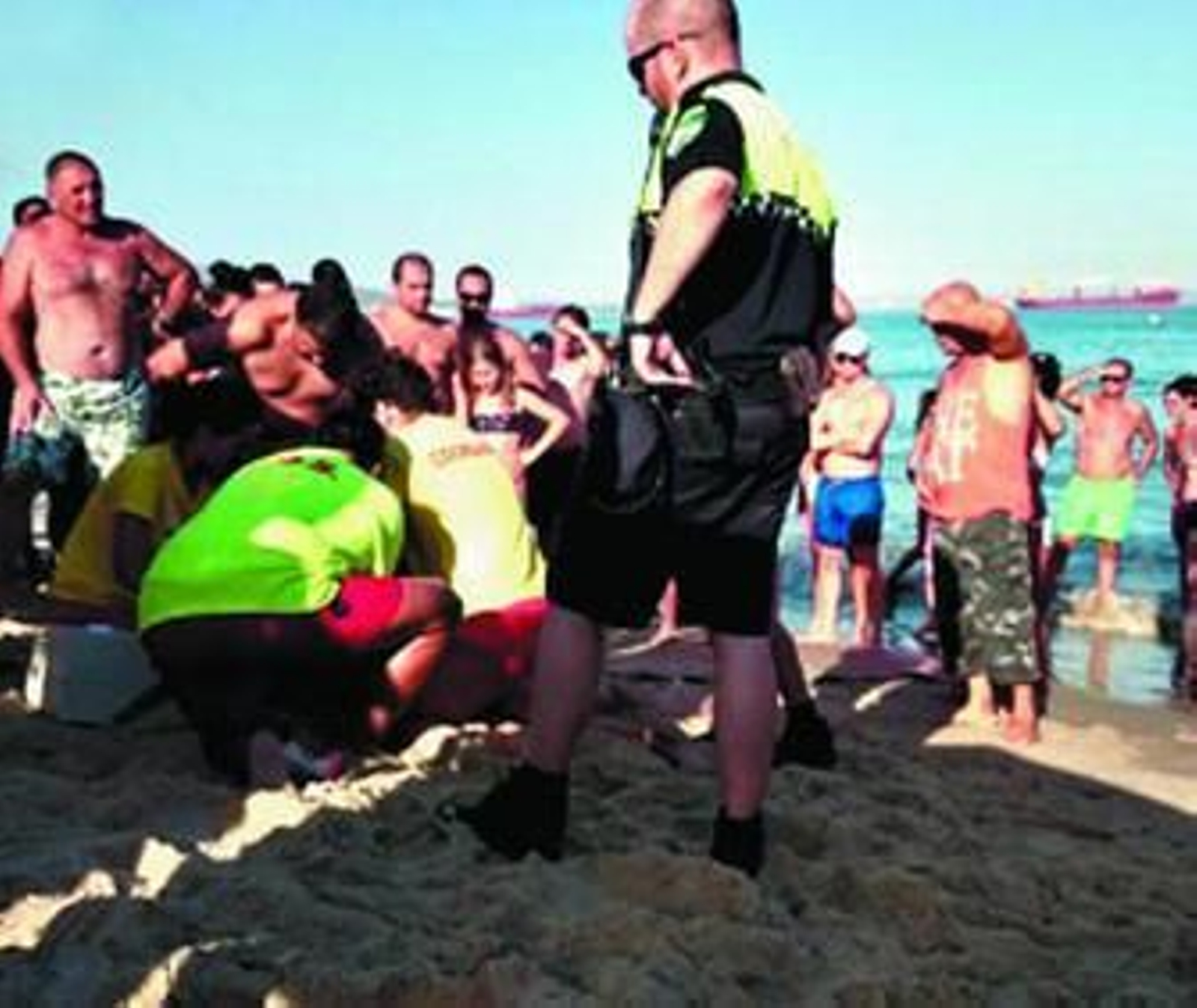 Imagen de la reanimación del fallecido difundida ayer por las redes sociales.