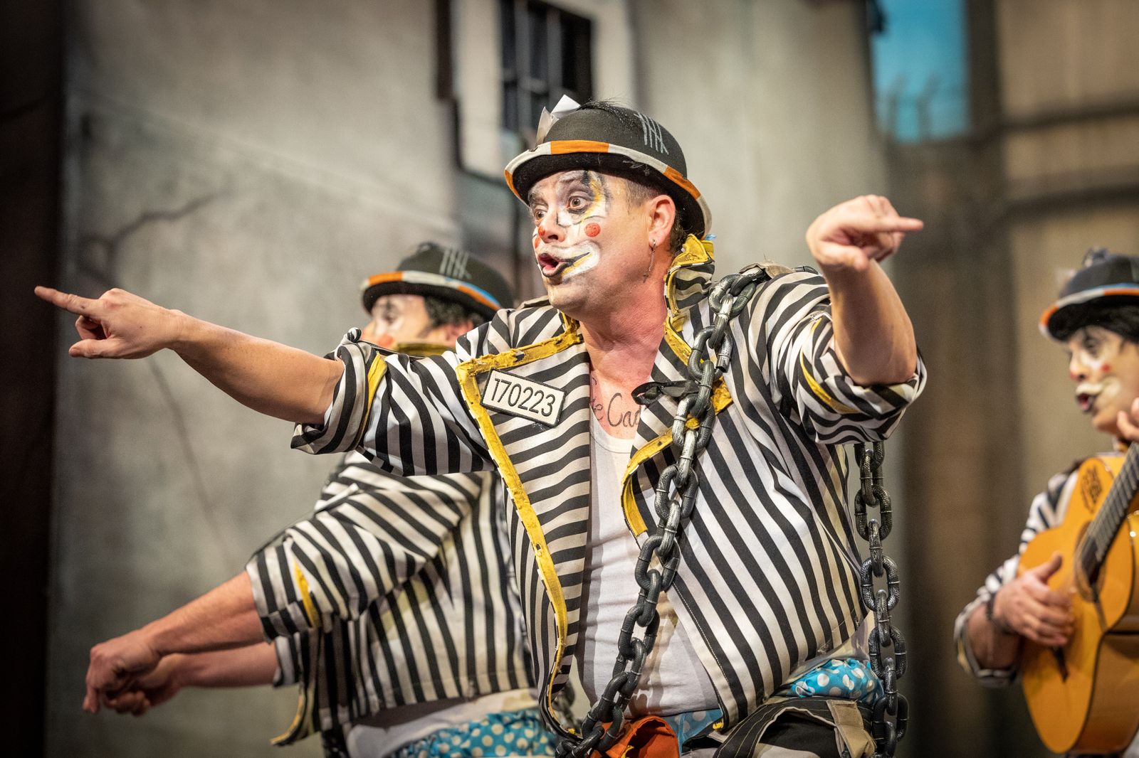 Chirigota 'La callejera invisible'