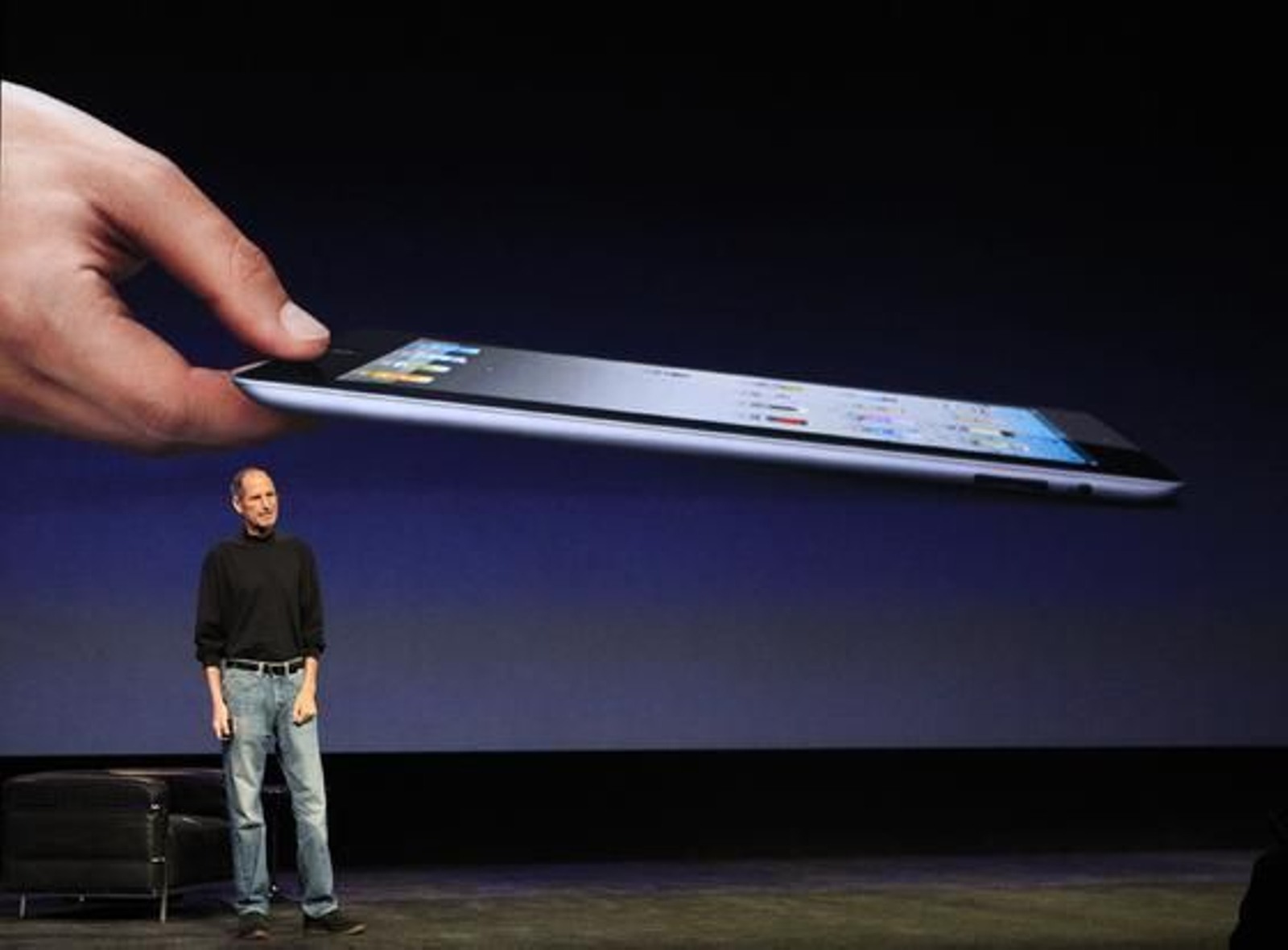 Steve Jobs presenta el iPad 2, la nueva versión del 'tablet' de Apple.

Foto: Reuters