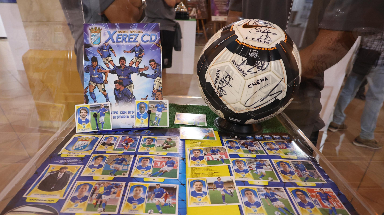 Inauguración de la exposición por el  75 aniversario del Xerez CD