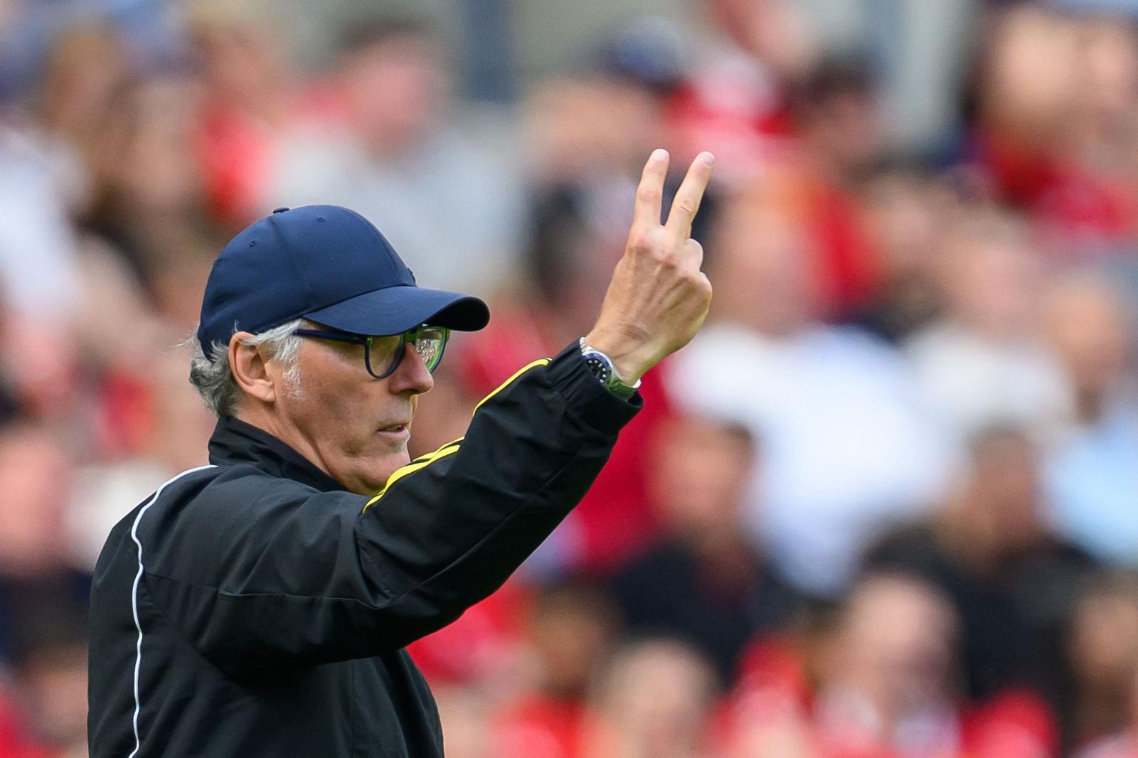 Laurent Blanc, entrenador francés de prestigio.