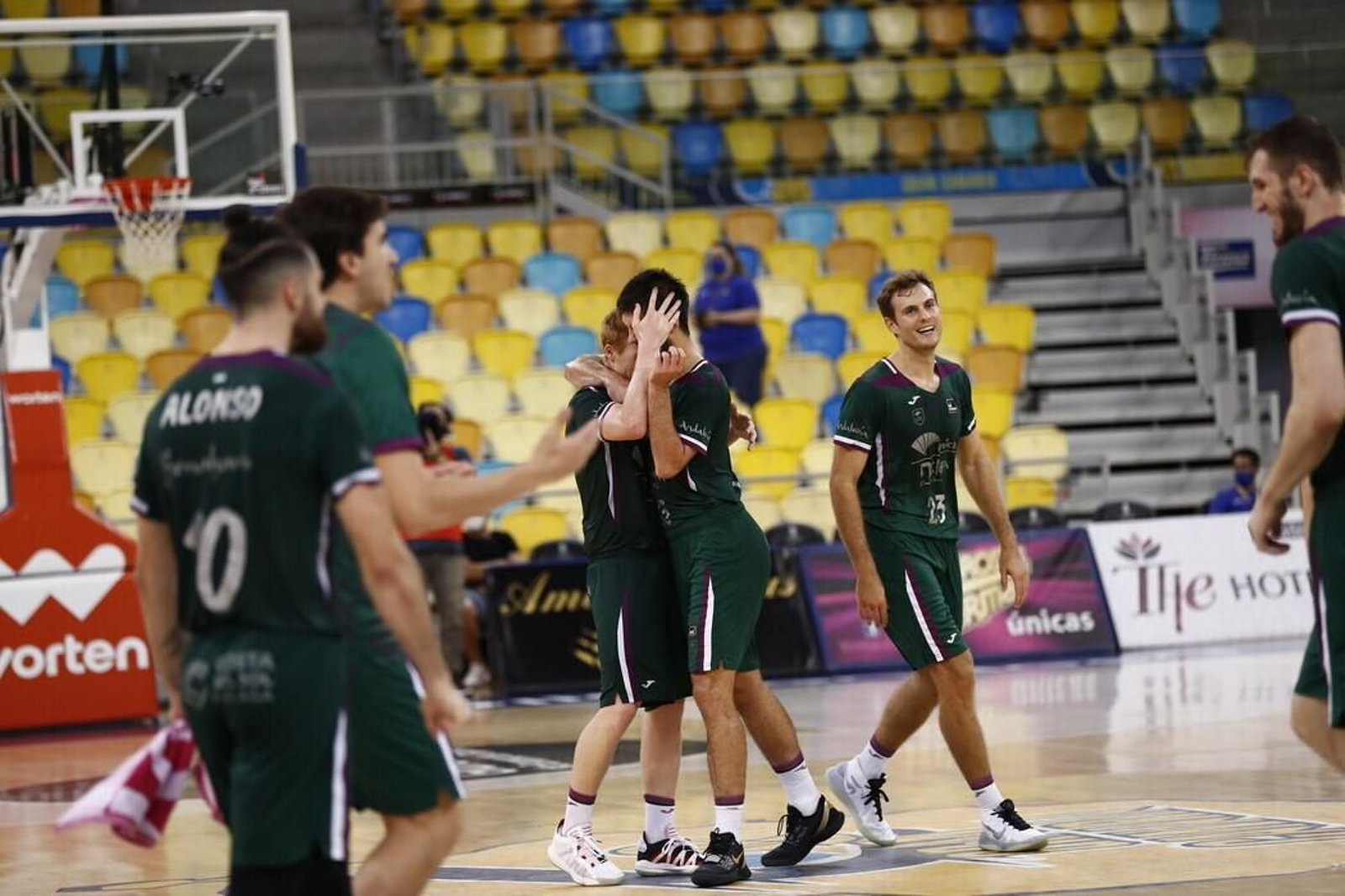 El Unicaja celebra el triunfo.