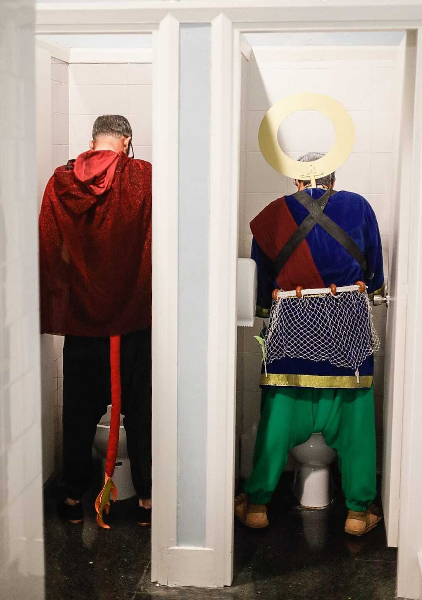 Chirigota Los del veredicto en camerinos