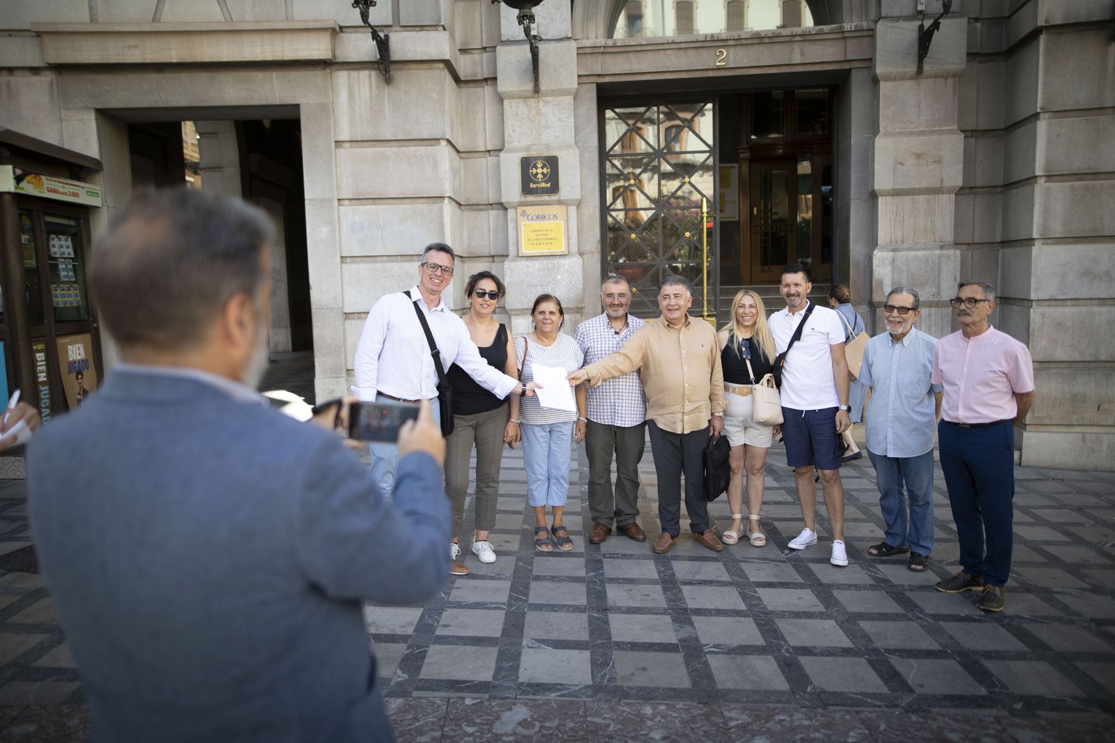 La Plataforma contra los Cortes de Luz  exige frenar los apagones en la zona Norte de Granada, con un 98 % de contratos legales