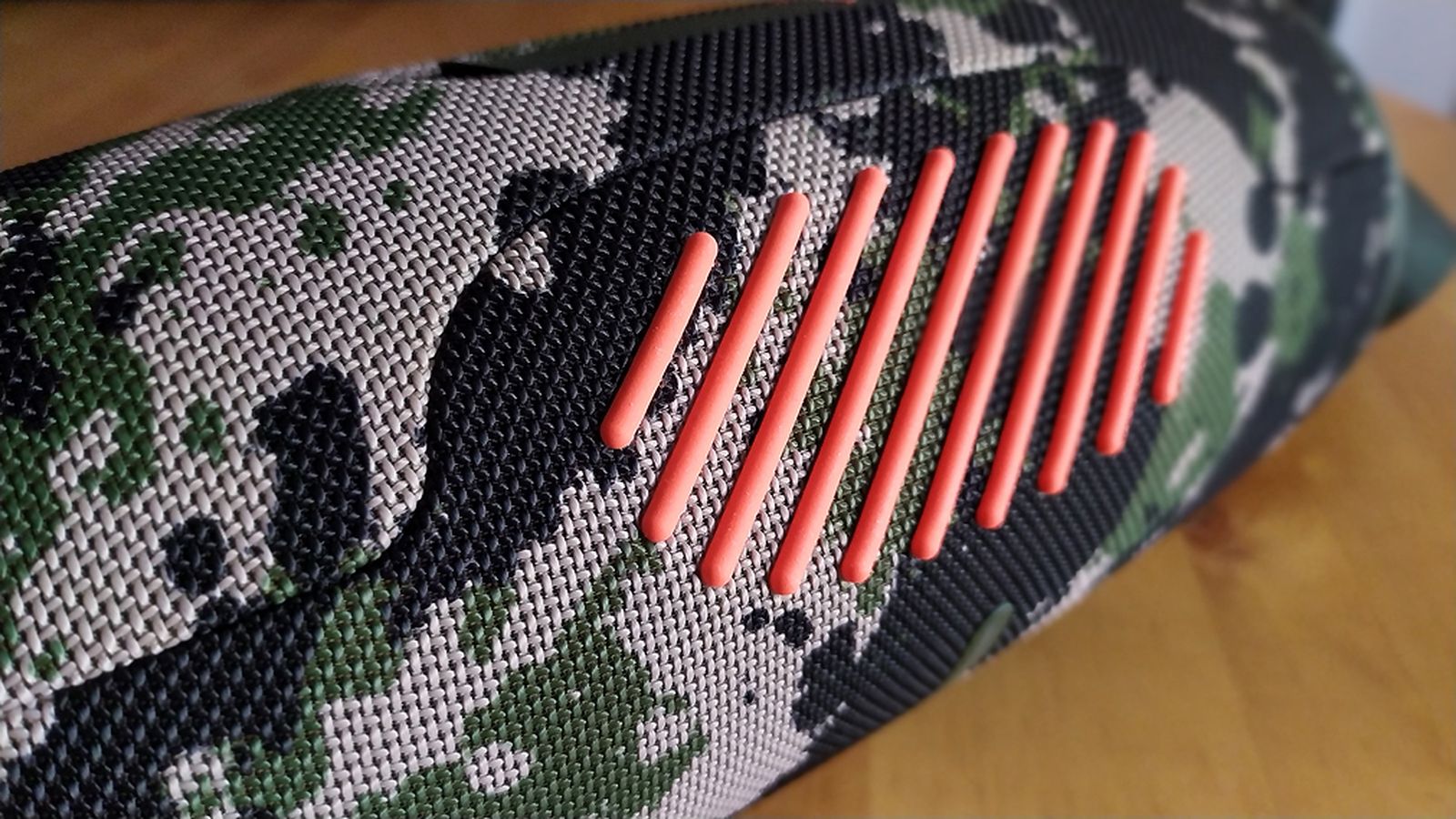 Imágenes del altavoz bluetooth JBL Xtreme 3