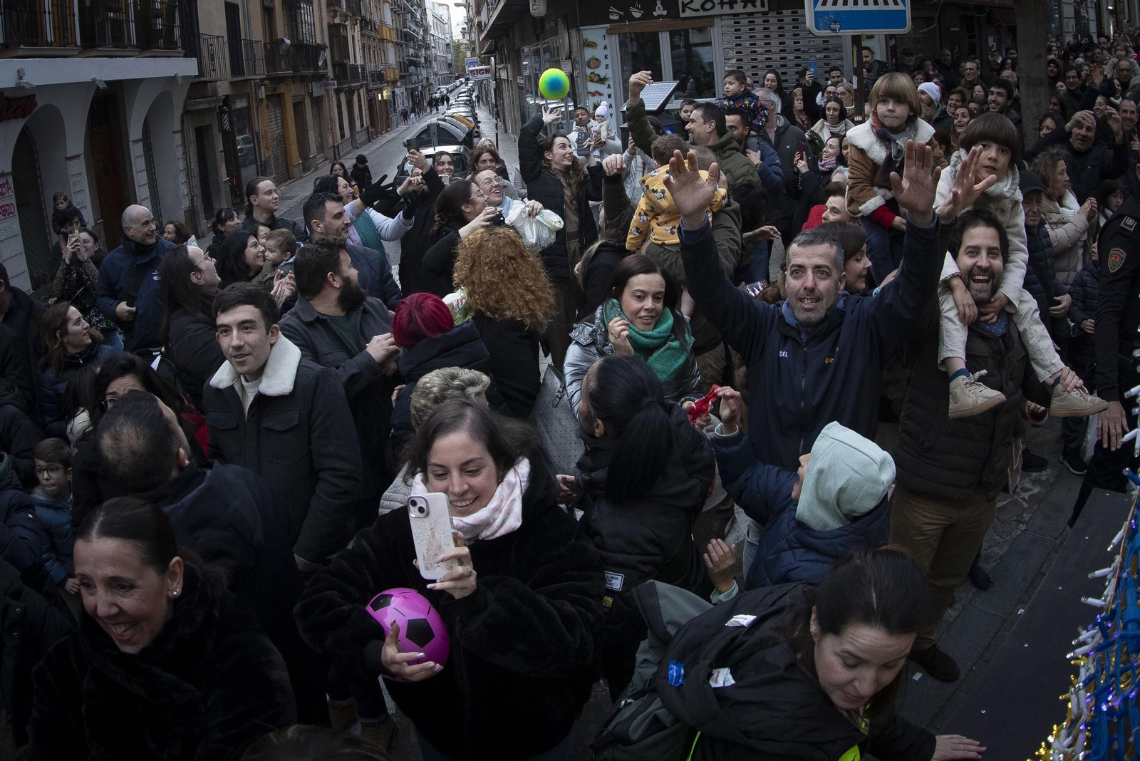 Búscate en la Cabalgata de Reyes Magos de Granada