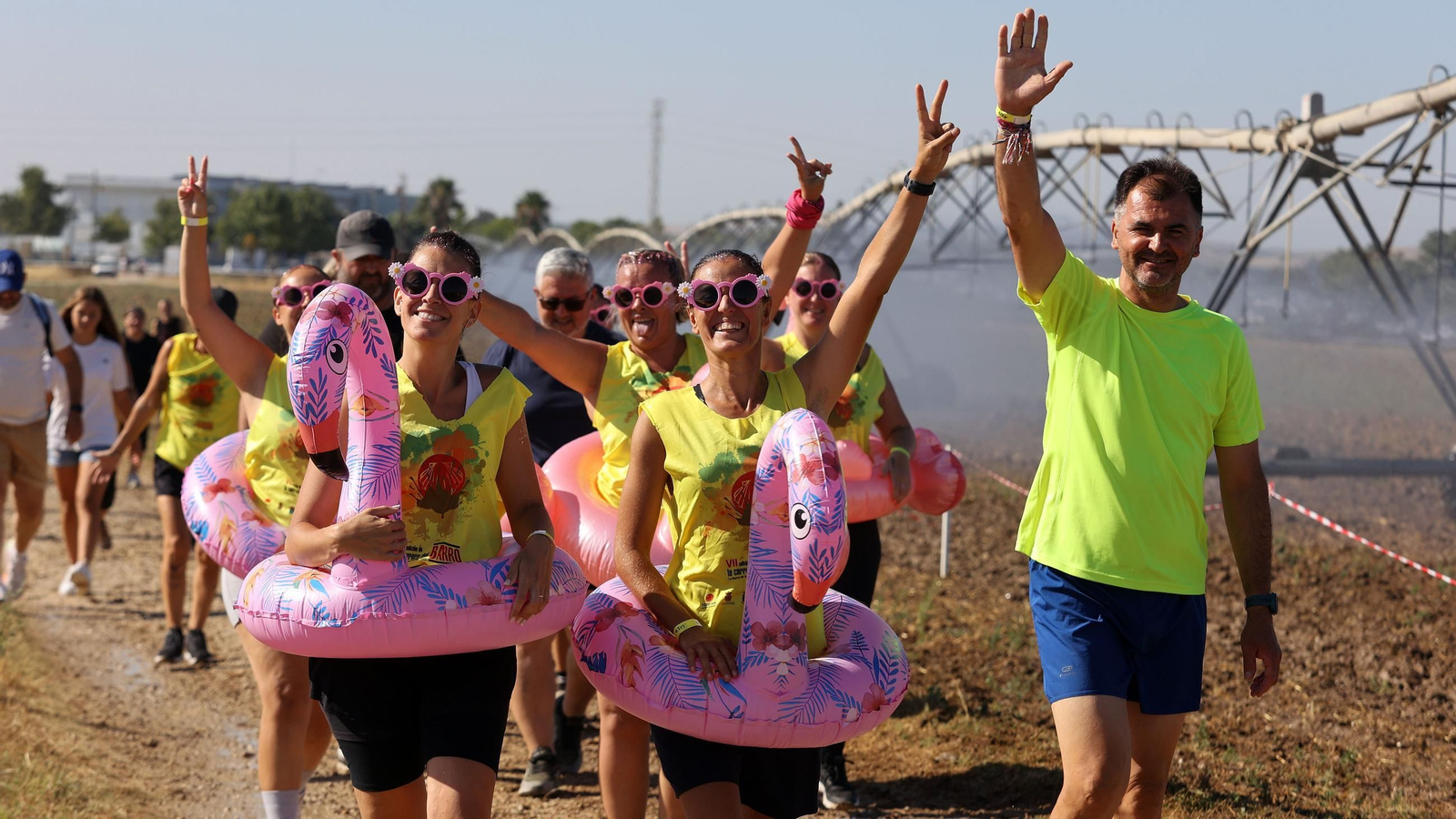 Búscate en la VII Carrera del Barro en La Barca