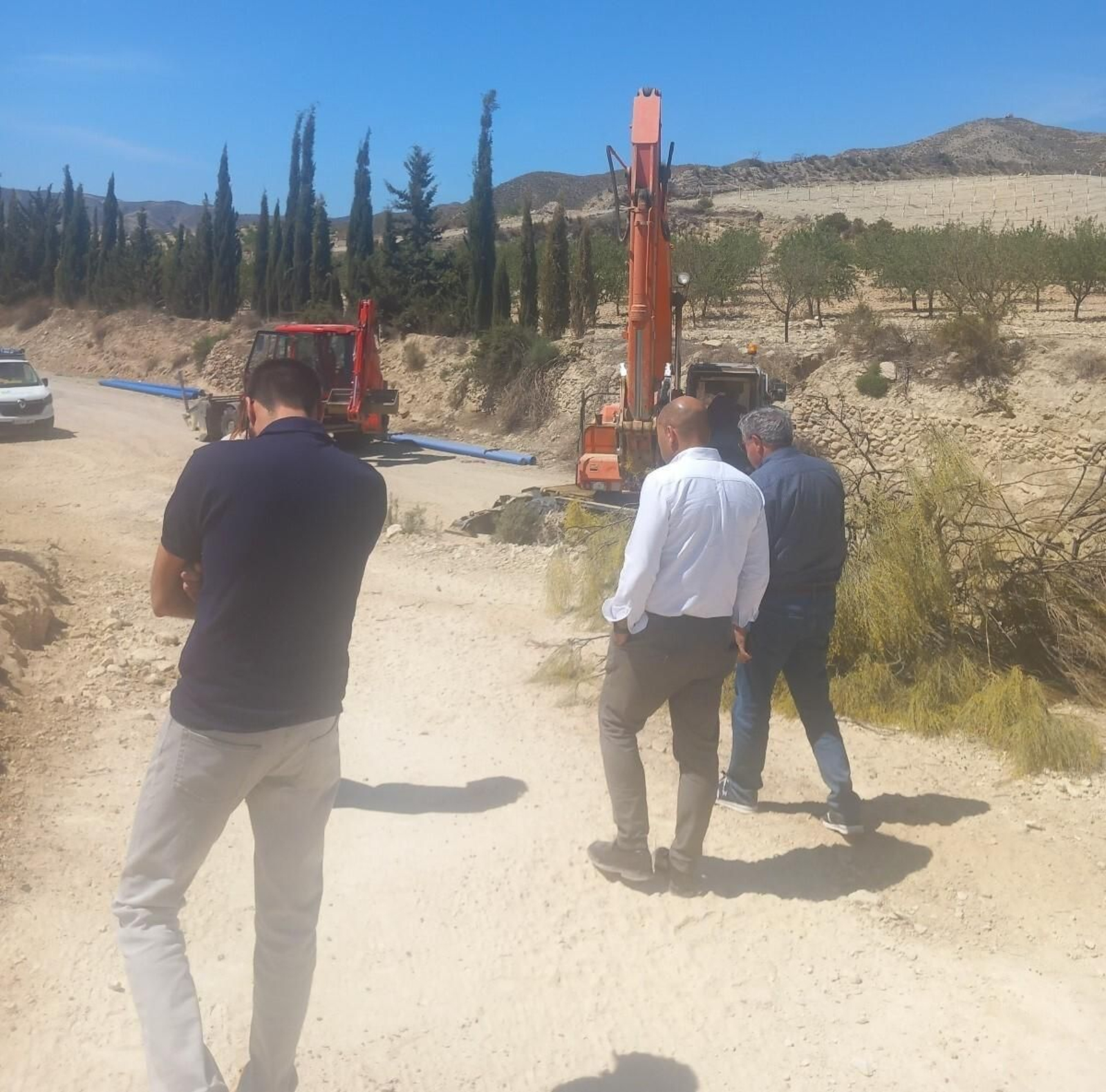 Antonio Mena ha visitado las obras acompañado del alcalde de Arboleas, José Juan Ramos.