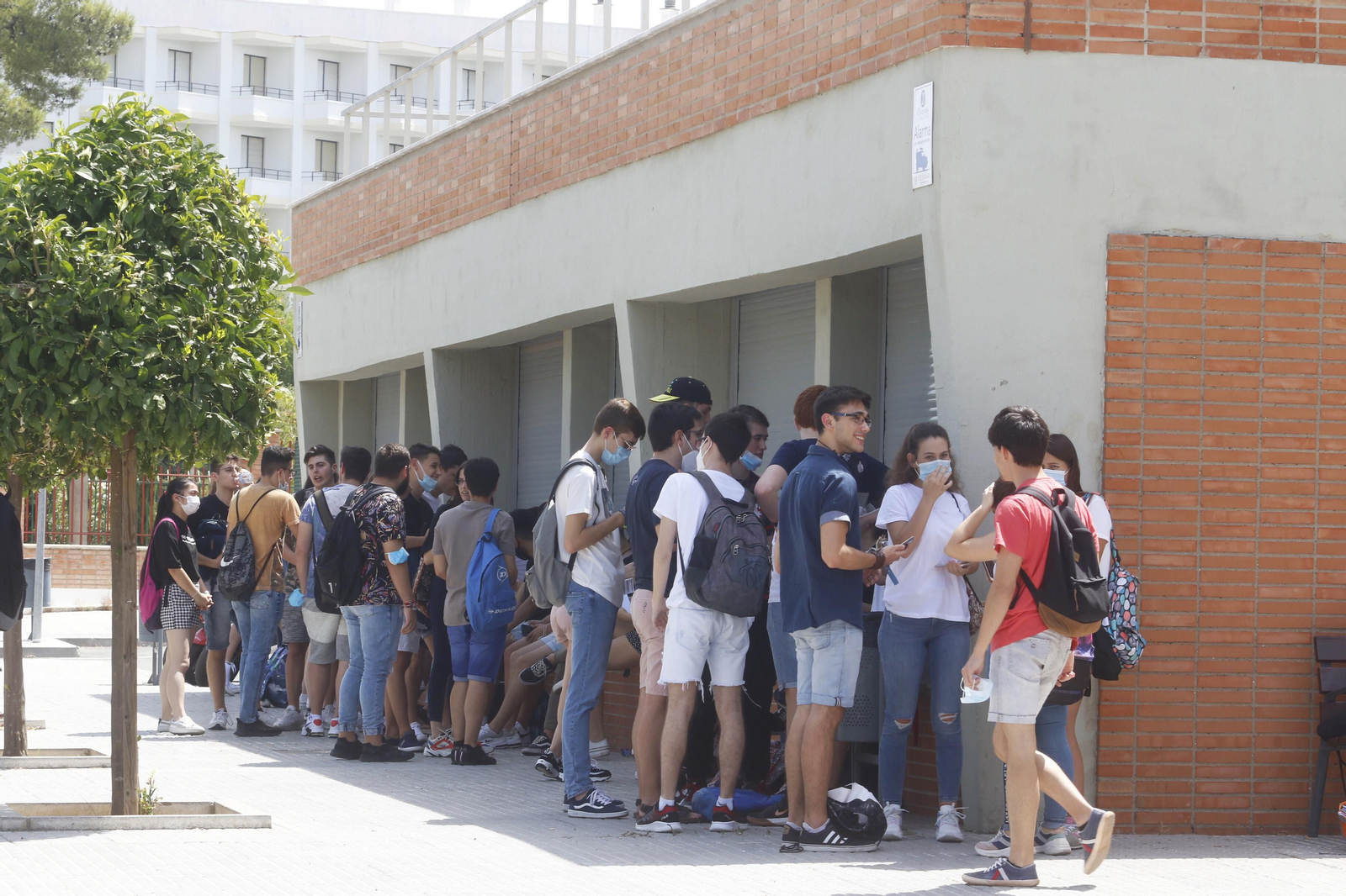 Las fotografías del inicio de la Selectividad del coronavirus en Córdoba Las fotografías del inicio de la Selectividad del coronavirus en Córdoba