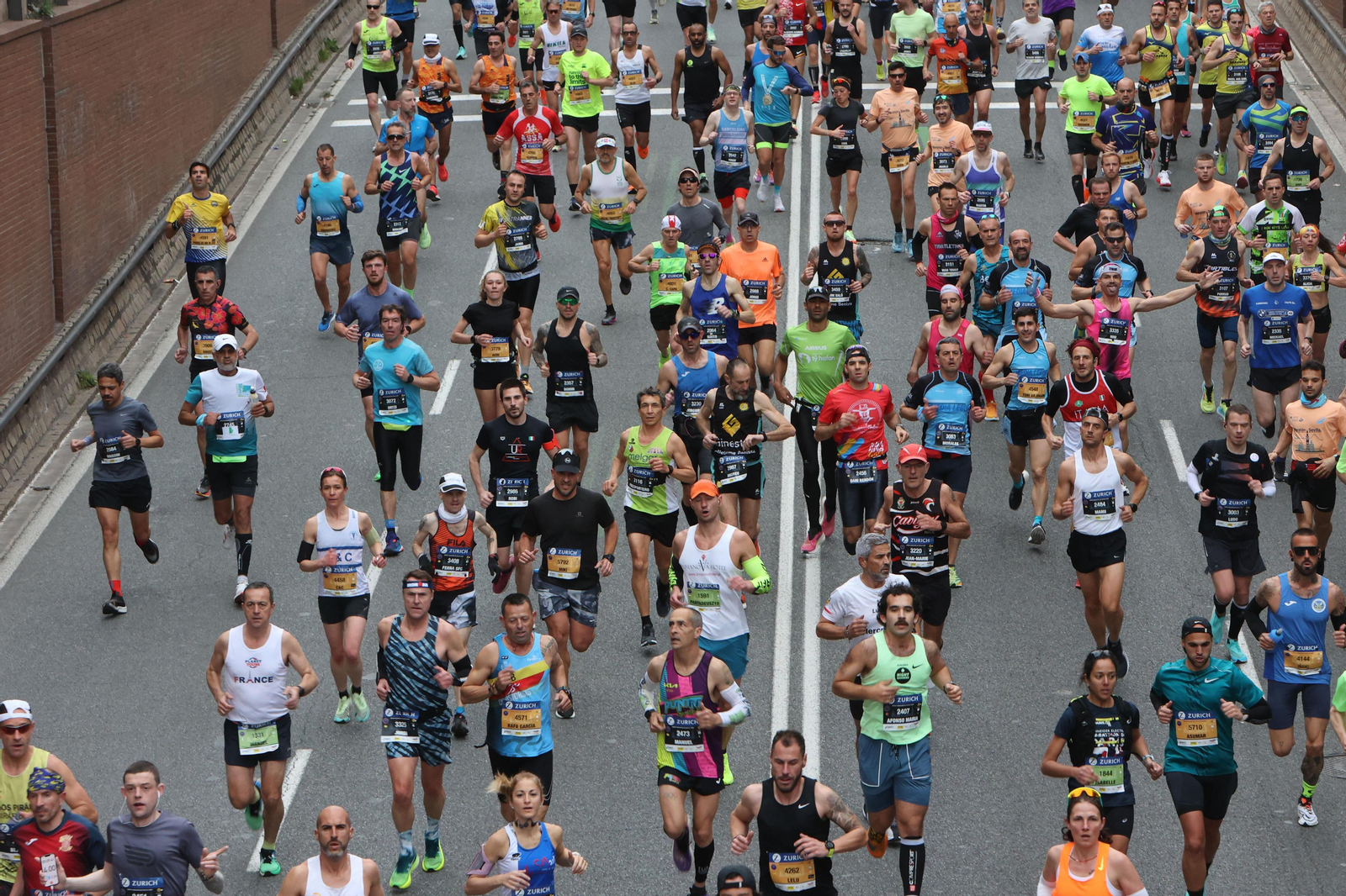 Búscate en la maratón de Sevilla 01