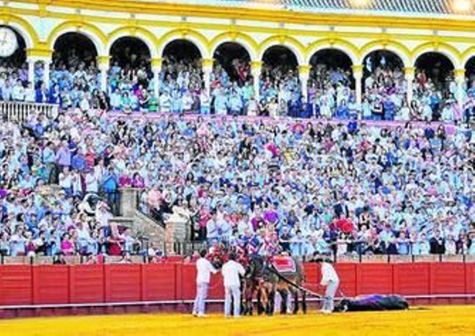 Vuelta al ruedo a 'Datilero' en la Feria de Abril de 2013.