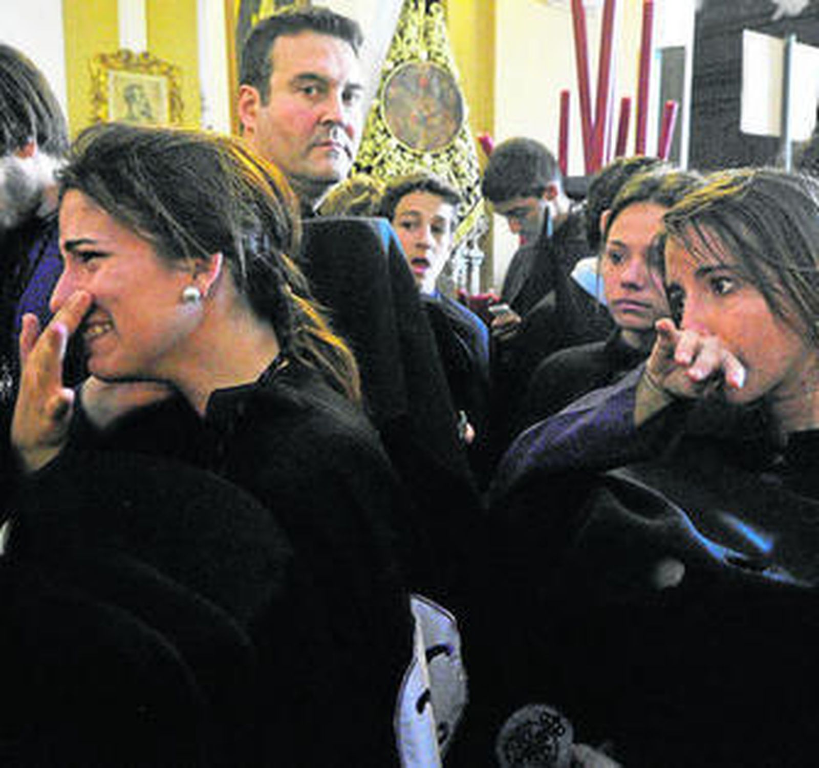Momentos de desolación en San Bernardo al conocerse la suspensión de la estación.