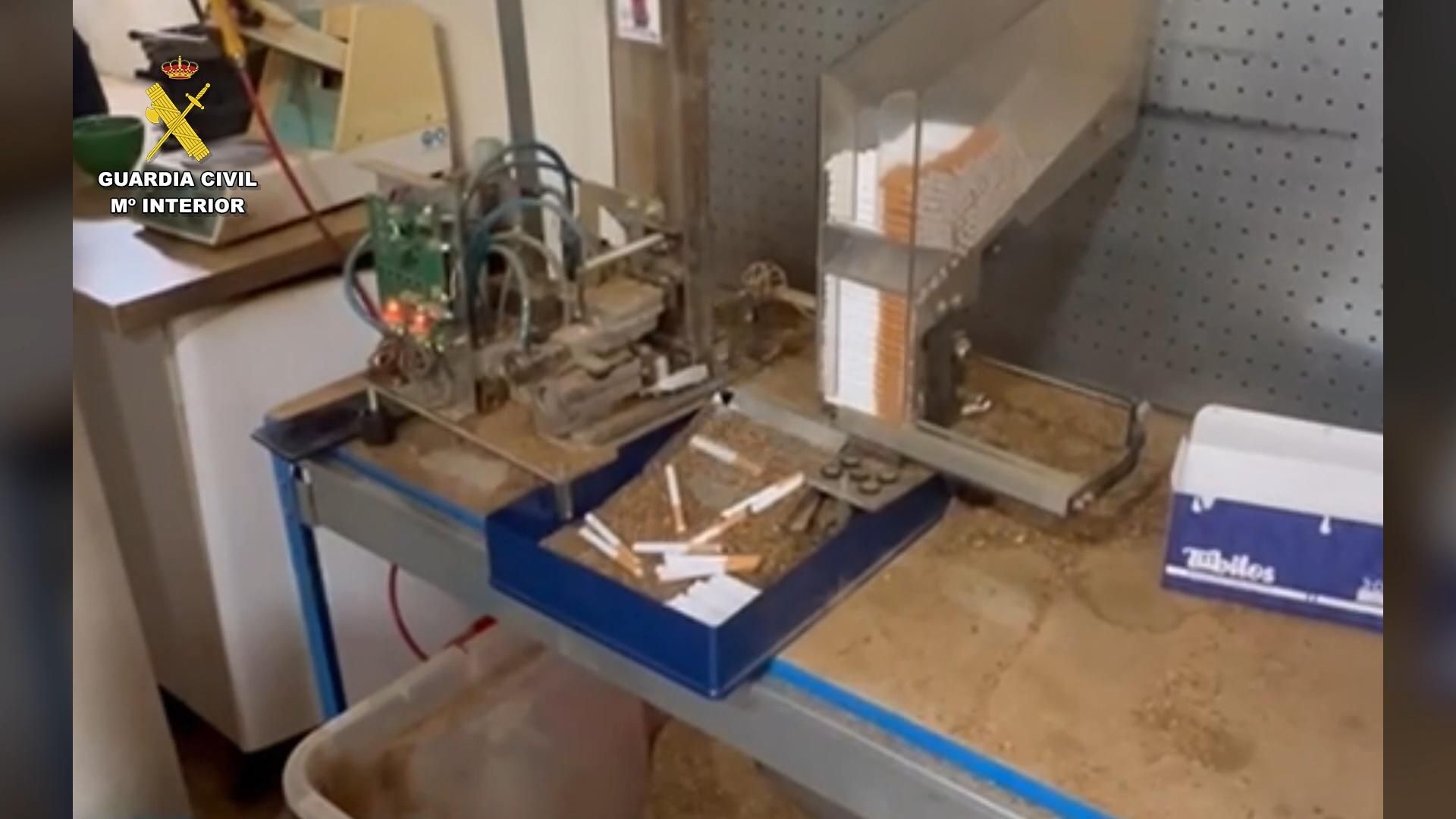 Desmantelada una red con 45 detenidos dedicada a la fábrica y venta de tabaco de contrabando en Sevilla