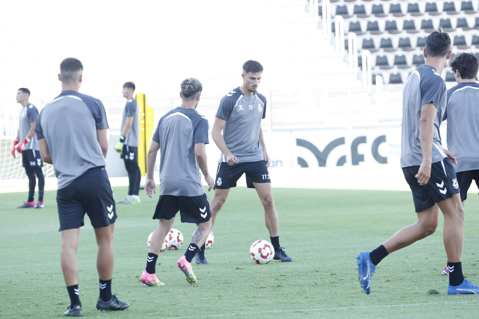 Las fotografías del primer entrenamiento de la Balona 2025-2026