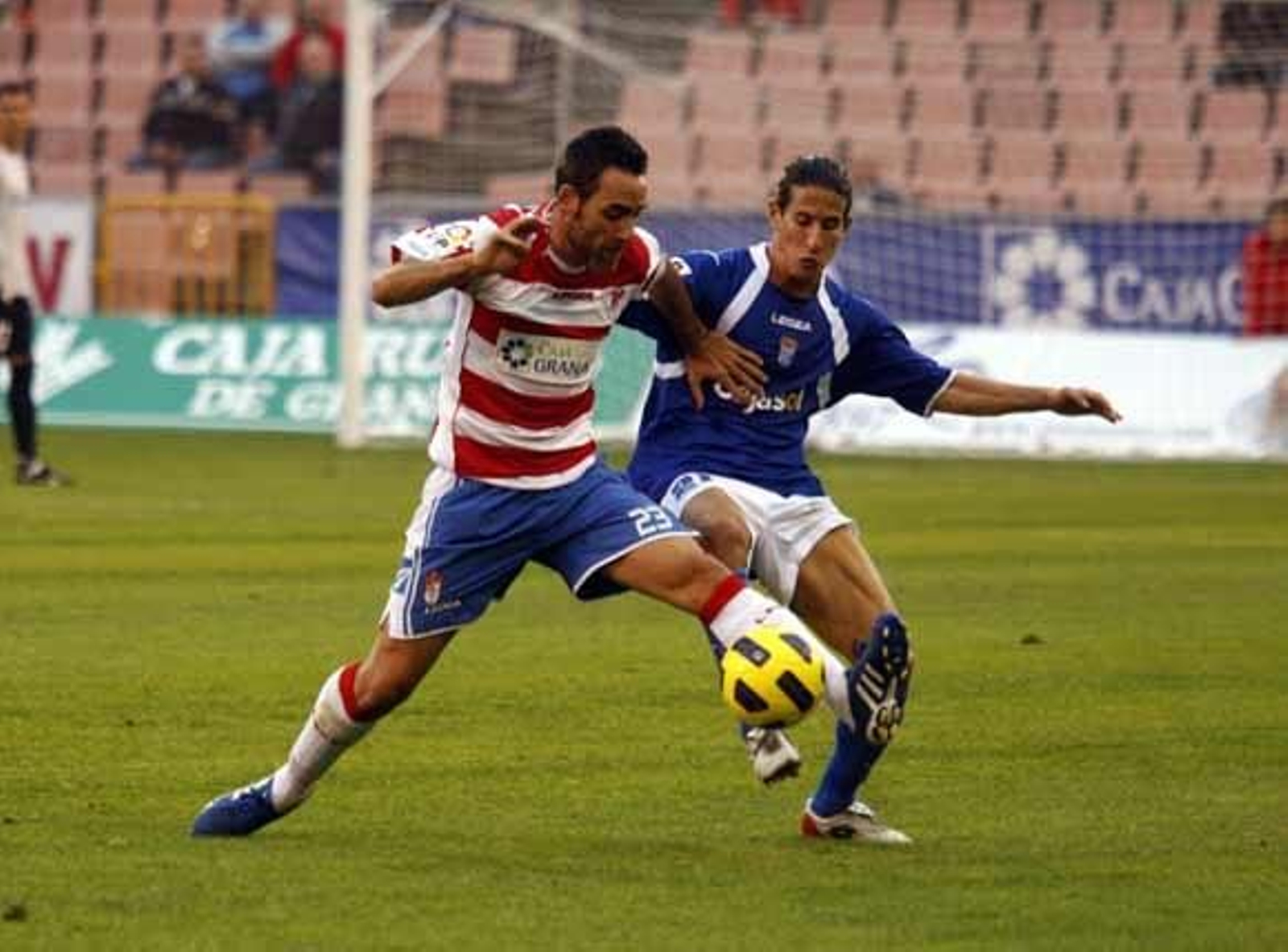 El Granada vence al Xerez en casa con un indiscutible 5-0

Foto: Pepe Villoslada