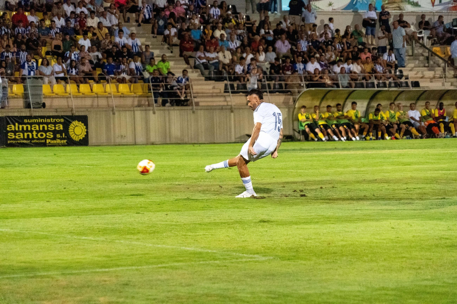 Imágenes del partido San Roque de Lepe - Recreativo de Huelva del Trofeo de la Bella