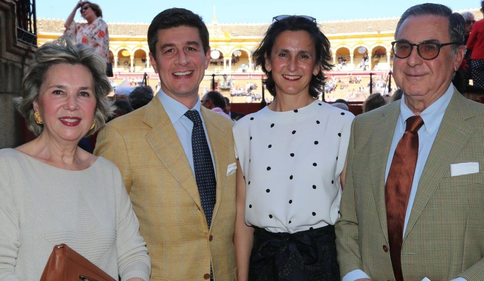 Ángela González de la Peña, Silvio Boschi, la pintora Beatriz Zamora y Ángel Zamora Carranza