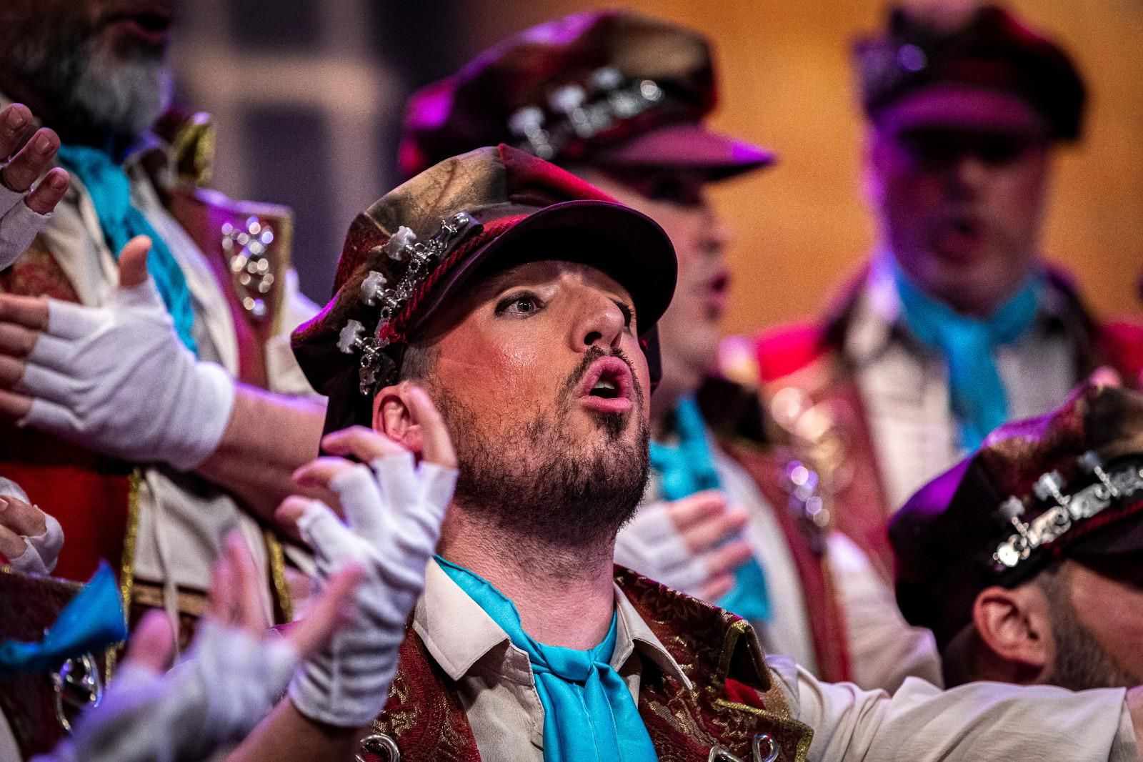 Búscate entre las mejores imágenes de la segunda sesión de cuartos de final del COAC 2025