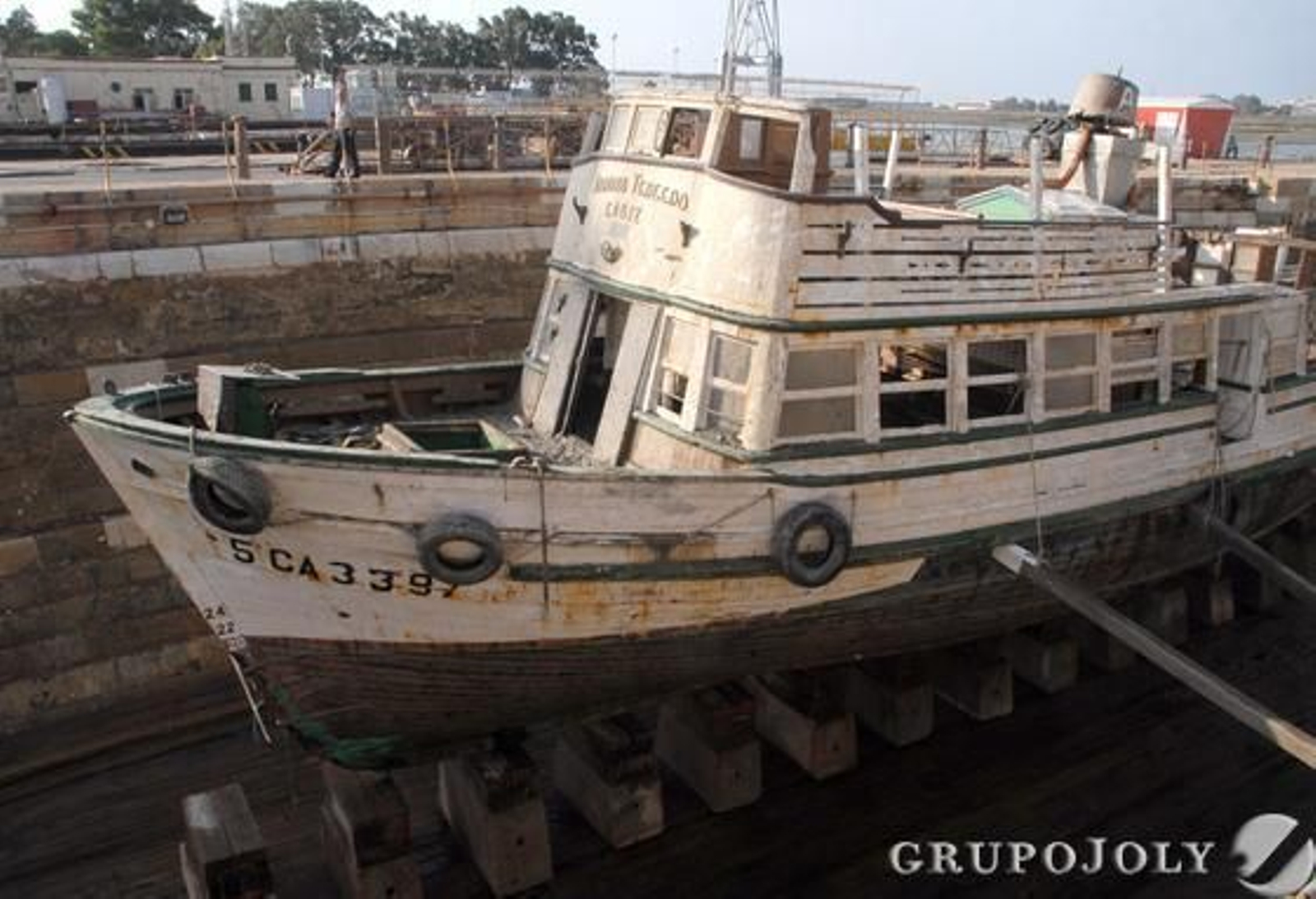 El Vaporcito se encuentra ya en el dique seco de los astilleros de San Fernando a la espera de una decisión sobre su futuro.

Foto: Elias Pimentel