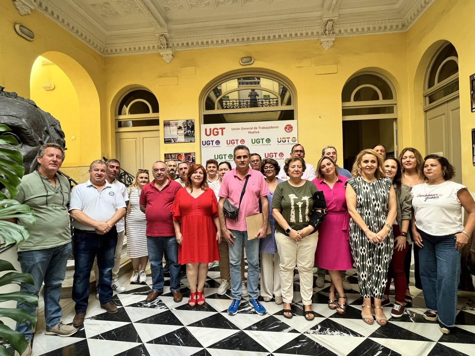 ‘Tú y yo somos más’, un lema para reivindicar los derechos laborales