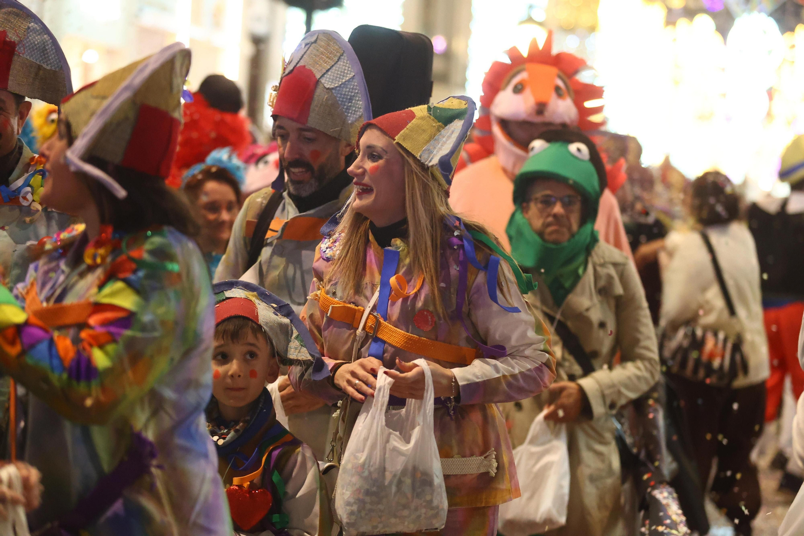 La Batalla de las Flores del Carnaval de Málaga 2024, en fotos