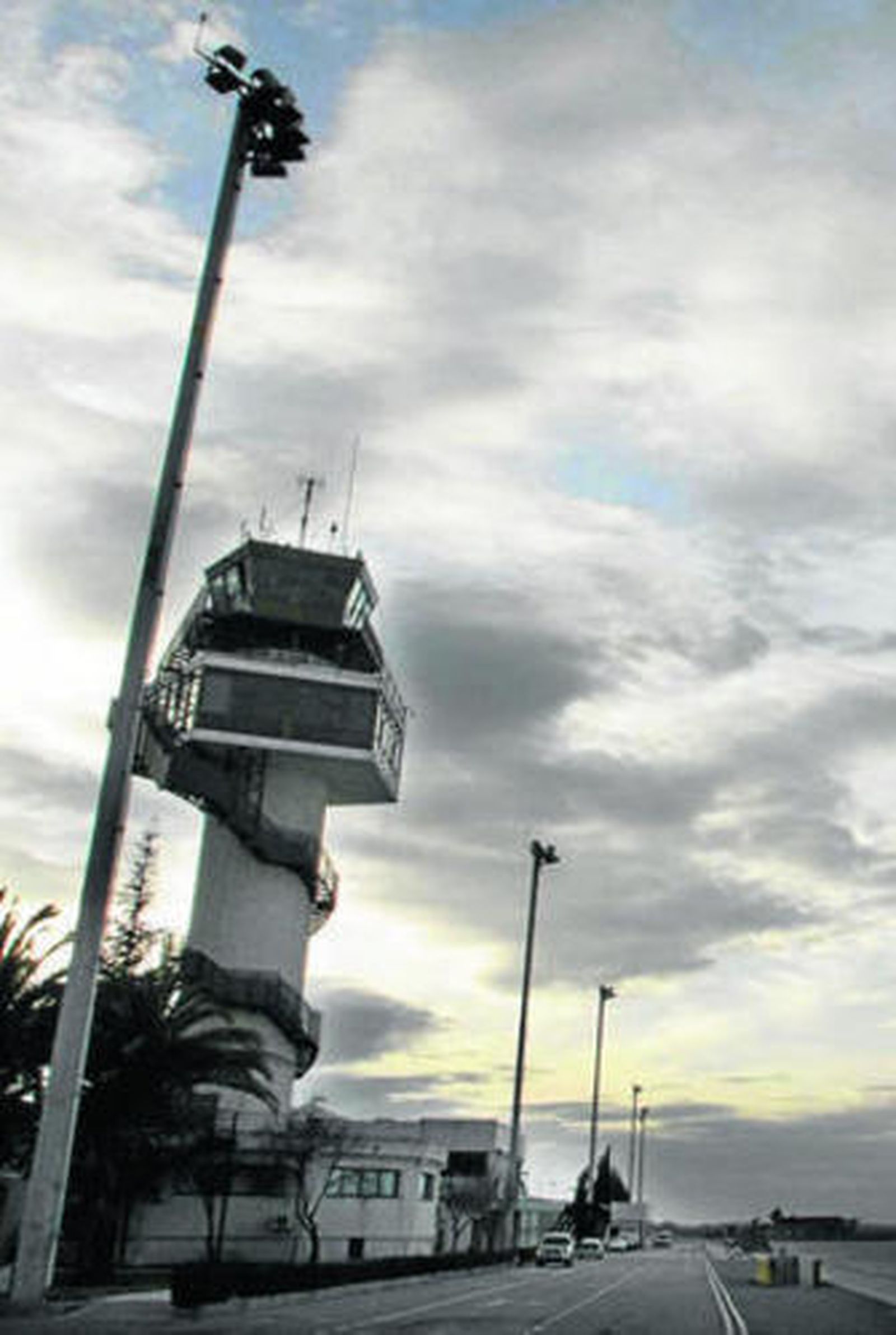 El aeropuerto, preparado para el frío.